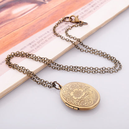 Oval Carved Flower Stripe Locket Pendant Necklace Women Vintage Ancient Brass Opening Photo Box Jewelry